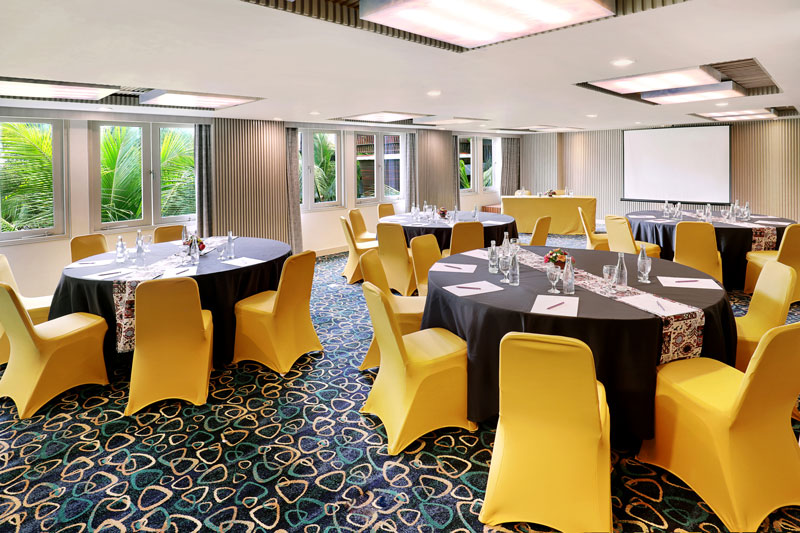 Ubud Meeting Room Round Table